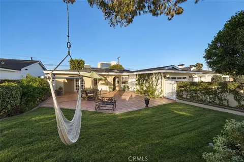 Exterior - 474 Ogle St, Costa Mesa, CA 92627 photo 2 of 5