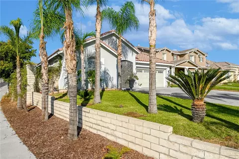 Exterior - 2934 Egret Cir, Perris, CA 92571 photo 3 of 8