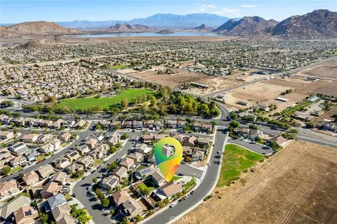 View/Area - 2934 Egret Cir, Perris, CA 92571 photo 7 of 8