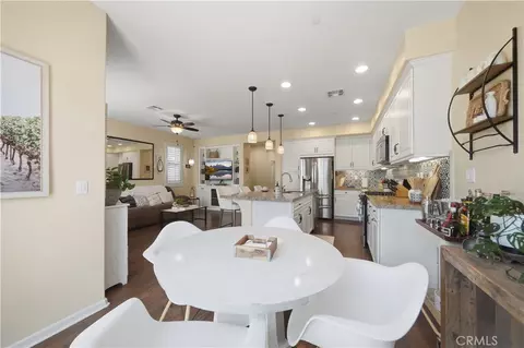 Dining - 31827 Calle Brio, Temecula, CA 92592 photo 2 of 2