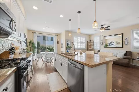 Kitchen - 31827 Calle Brio, Temecula, CA 92592 photo 4 of 4