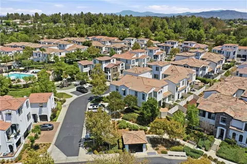 View/Area - 31827 Calle Brio, Temecula, CA 92592 photo 6 of 10