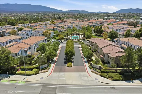 View/Area - 31827 Calle Brio, Temecula, CA 92592 photo 7 of 10