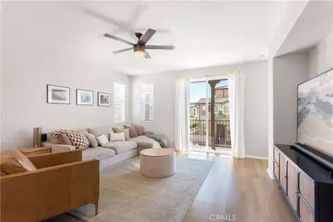 Living - 31598 Calle Canto, Temecula, CA 92592 photo 1 of 1