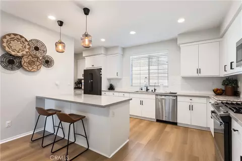 Kitchen - 31598 Calle Canto, Temecula, CA 92592 photo 3 of 3