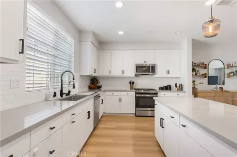 Kitchen - 31598 Calle Canto, Temecula, CA 92592 photo 1 of 3