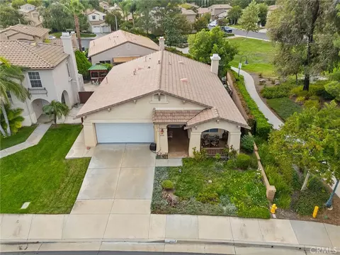 View/Area - 43129 Caminata, Temecula, CA 92592 photo 2 of 9