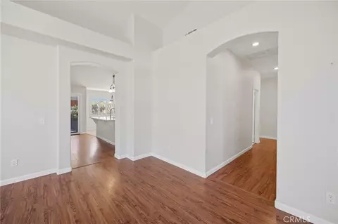 Entry Way - 42945 Corte Siero, Temecula, CA 92592 photo 4 of 5