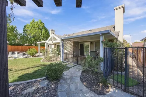 Exterior - 42945 Corte Siero, Temecula, CA 92592 photo 10 of 11