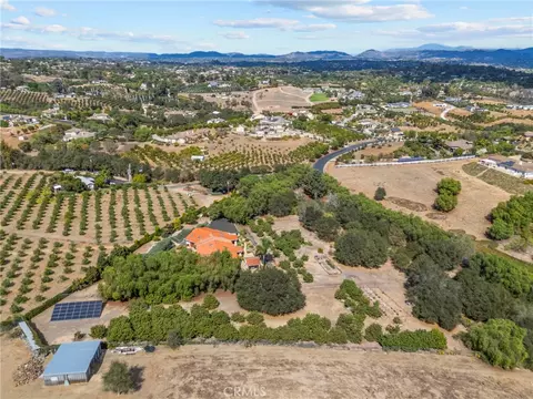 View/Area - 349 Puerta De Lomas, Fallbrook, CA 92028 photo 4 of 9