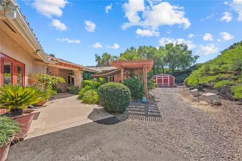 Exterior - 349 Puerta De Lomas, Fallbrook, CA 92028 photo 8 of 16