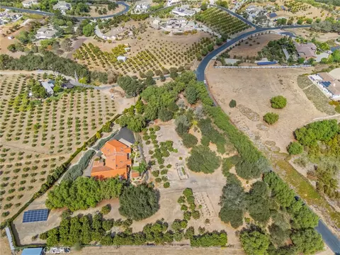 View/Area - 349 Puerta De Lomas, Fallbrook, CA 92028 photo 6 of 9