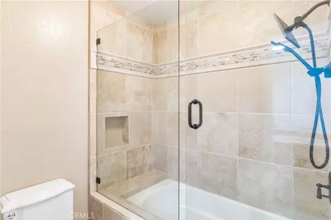 Bath - 4675 Caneel Bay Ct, Oceanside, CA 92057 photo 4 of 4