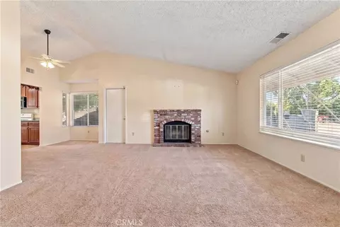 Living - 21465 Walnut, Wildomar, CA 92595 photo 1 of 11