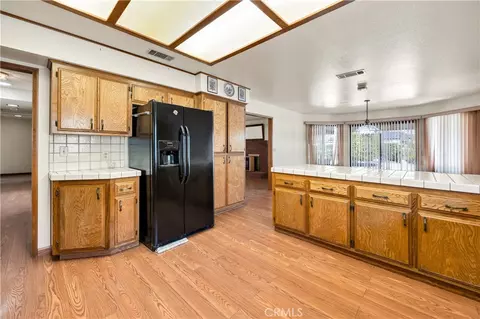Kitchen - 42108 Shadow, Hemet, CA 92544 photo 4 of 4