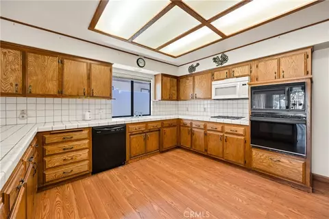 Kitchen - 42108 Shadow, Hemet, CA 92544 photo 1 of 4