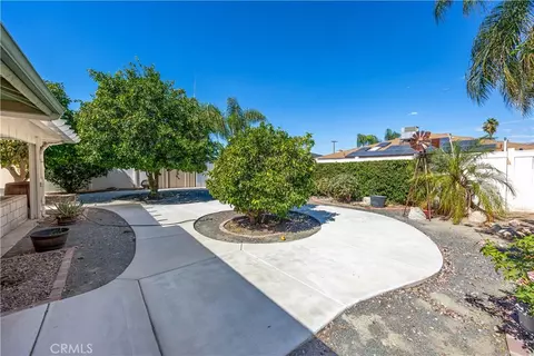 Exterior - 42108 Shadow, Hemet, CA 92544 photo 7 of 10