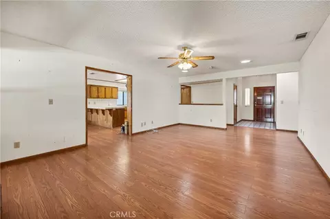 Living - 42108 Shadow, Hemet, CA 92544 photo 3 of 5