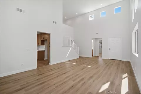 Living - 32276 Via Arias, Temecula, CA 92592 photo 2 of 4