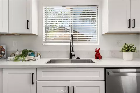Kitchen - 1122 Mirada, Perris, CA 92571 photo 3 of 3