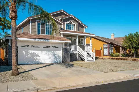 Exterior - 1122 Mirada, Perris, CA 92571 photo 2 of 9