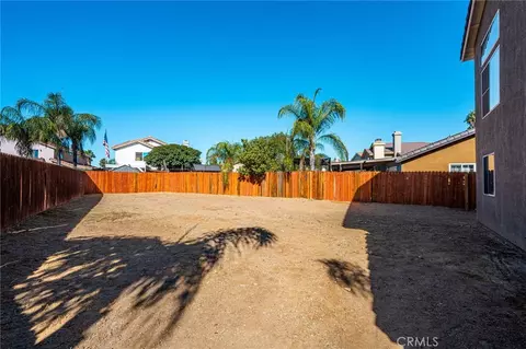 Exterior - 1122 Mirada, Perris, CA 92571 photo 8 of 9