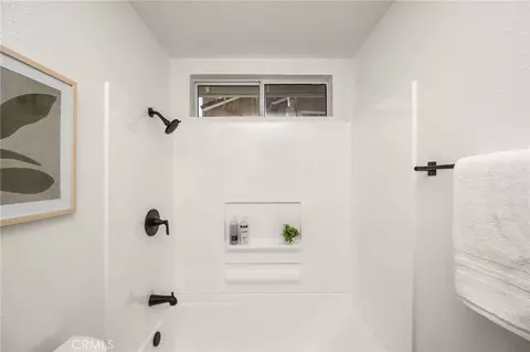 Bath - 1122 Mirada, Perris, CA 92571 photo 1 of 6