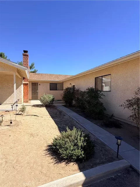 Exterior - 15440 Mandan, Apple Valley, CA 92307 photo 6 of 8