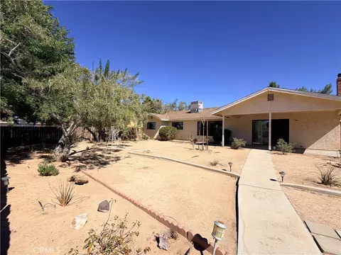 Exterior - 15440 Mandan, Apple Valley, CA 92307 photo 4 of 8