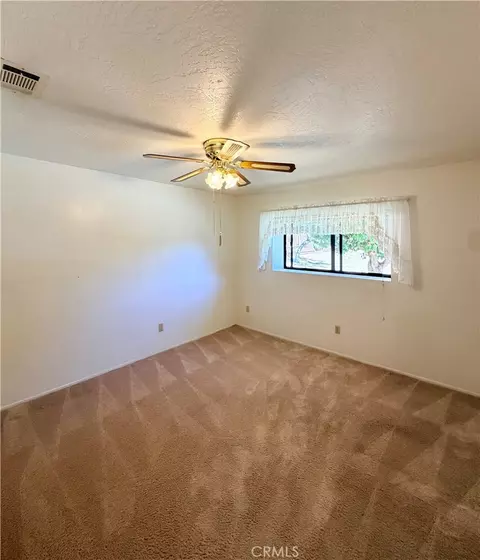Bedroom - 15440 Mandan, Apple Valley, CA 92307 photo 3 of 8