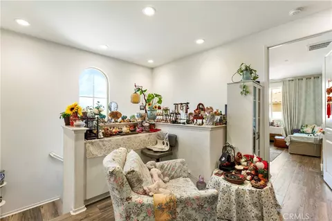 Entry Way - 31560 Calle Canto, Temecula, CA 92592 photo 2 of 4