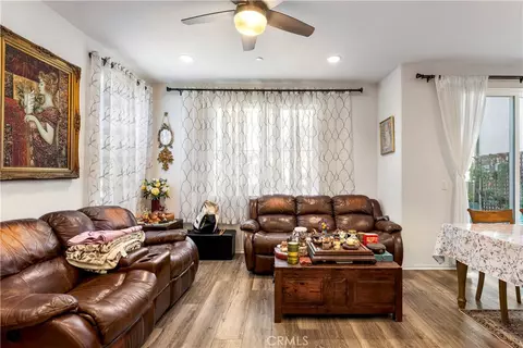 Living - 31560 Calle Canto, Temecula, CA 92592 photo 1 of 3