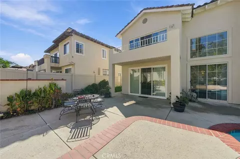 Exterior - 32100 Via Benabarre, Temecula, CA 92592 photo 7 of 10