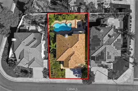 View/Area - 32100 Via Benabarre, Temecula, CA 92592 photo 1 of 6