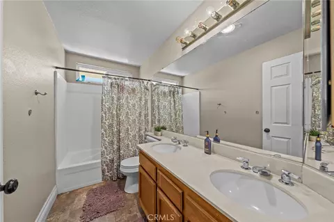 Bath - 41860 Skywood, Temecula, CA 92591 photo 3 of 3