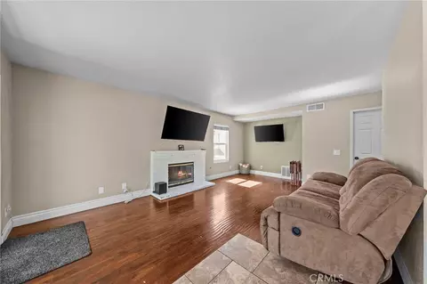 Living - 41860 Skywood, Temecula, CA 92591 photo 3 of 4