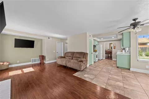 Living - 41860 Skywood, Temecula, CA 92591 photo 4 of 4