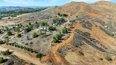 View/Area - 19448 Blue Sky Rd, Perris, CA 92570 photo 3 of 8