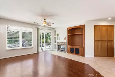 Living - 32079 Corte Cardoza, Temecula, CA 92592 photo 7 of 9