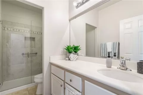 Bath - 32079 Corte Cardoza, Temecula, CA 92592 photo 1 of 3
