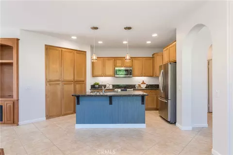 Kitchen - 32079 Corte Cardoza, Temecula, CA 92592 photo 2 of 3