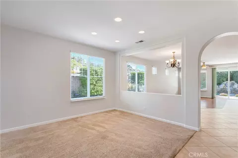 Living - 32079 Corte Cardoza, Temecula, CA 92592 photo 2 of 9