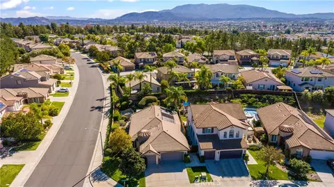 View/Area - 32079 Corte Cardoza, Temecula, CA 92592 photo 2 of 8