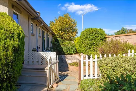 Exterior - 32079 Corte Cardoza, Temecula, CA 92592 photo 10 of 15