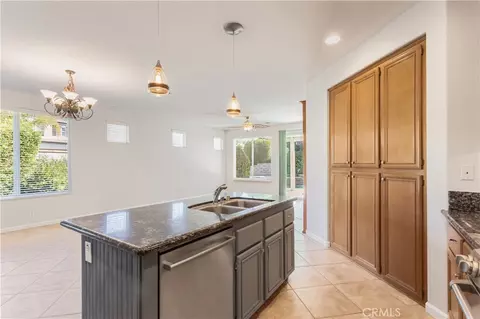 Kitchen - 32079 Corte Cardoza, Temecula, CA 92592 photo 3 of 3