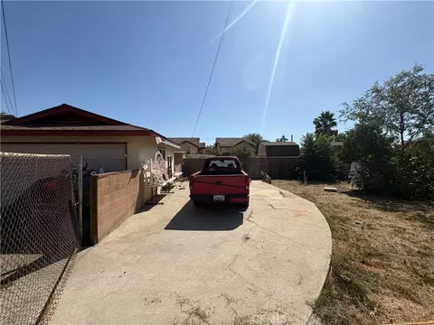 Exterior - 278 E Cherry, Monrovia, CA 91016 photo 5 of 12