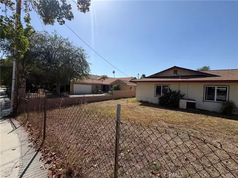Exterior - 278 E Cherry, Monrovia, CA 91016 photo 9 of 12