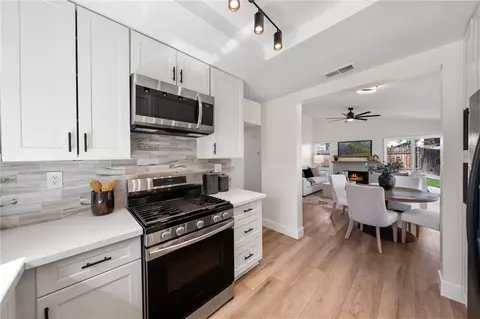 Kitchen - 29190 Crestline, Menifee, CA 92584 photo 4 of 5