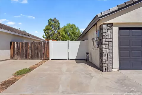 Exterior - 29190 Crestline, Menifee, CA 92584 photo 9 of 19