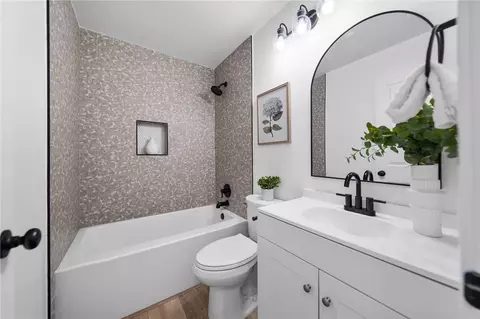 Bath - 29190 Crestline, Menifee, CA 92584 photo 1 of 3